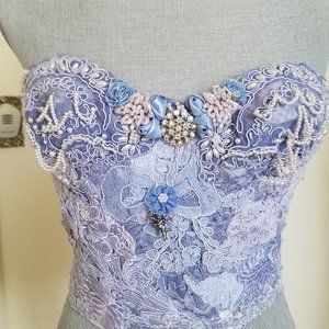 BUSTIER VINTAGE EMBELLISHED LACY A KNOCK OUT